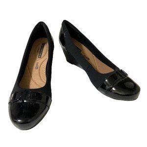 Clark Flores Poppy Black Patent Wedge Heel Pumps in Box 9.5